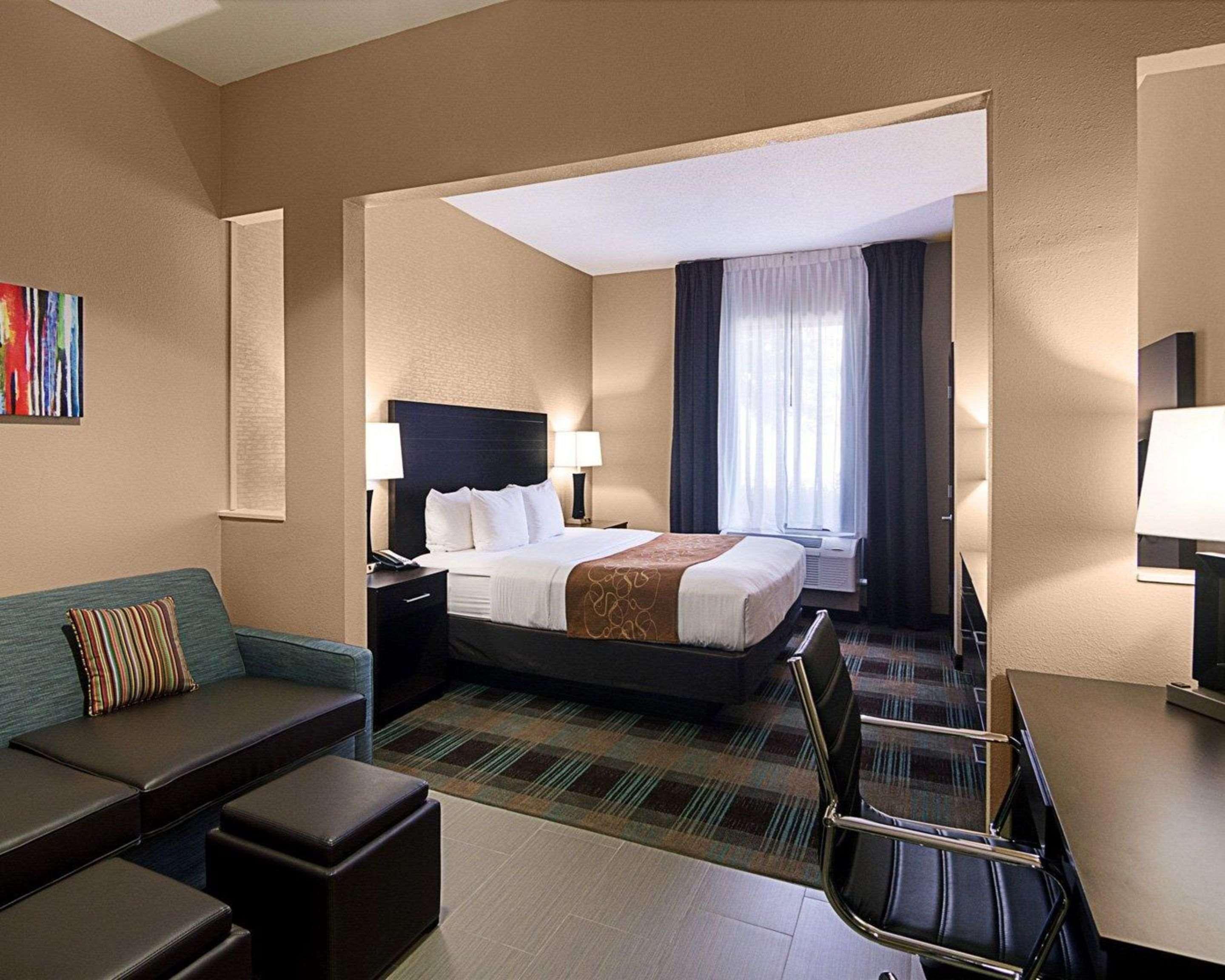Comfort Suites Houston West At Clay Road Exterior foto